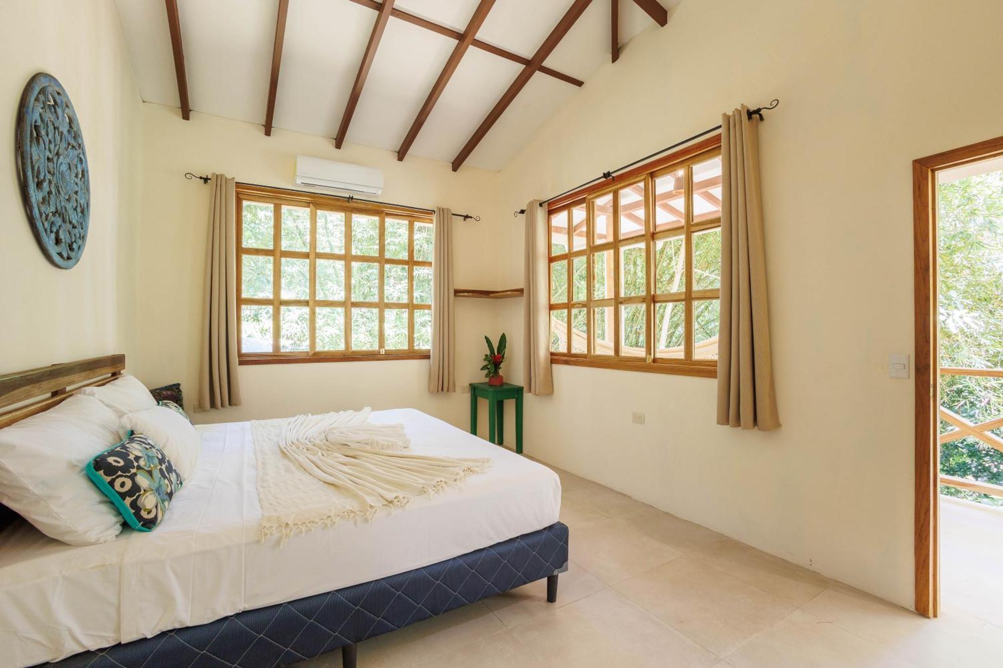 Villa Pina Dorada Dependencia Del Hotel Casa Merlin Puerto Viejo de Talamanca Екстериор снимка