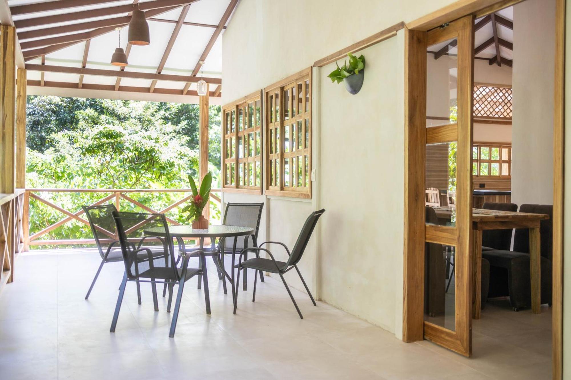 Villa Pina Dorada Dependencia Del Hotel Casa Merlin Puerto Viejo de Talamanca Екстериор снимка