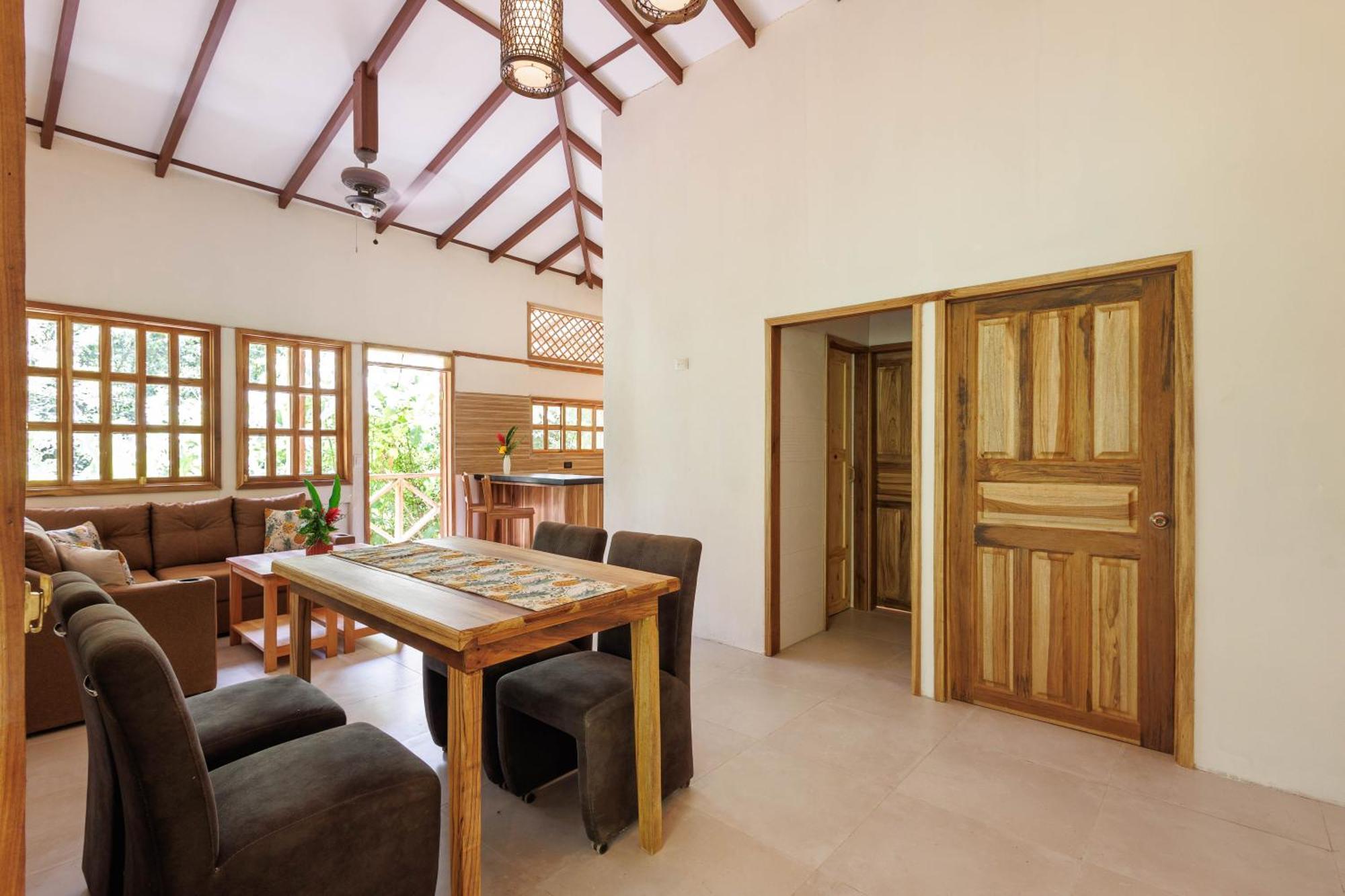 Villa Pina Dorada Dependencia Del Hotel Casa Merlin Puerto Viejo de Talamanca Екстериор снимка